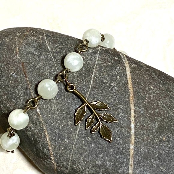 Natural Pale Green Serpentine Necklace, Bronze Leaf Branch + Genuine Gemstone - Picture 5 of 14